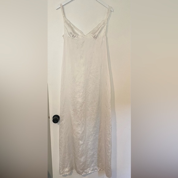 Nikki Slip Ivory Kat the Label - Picture 3 of 8